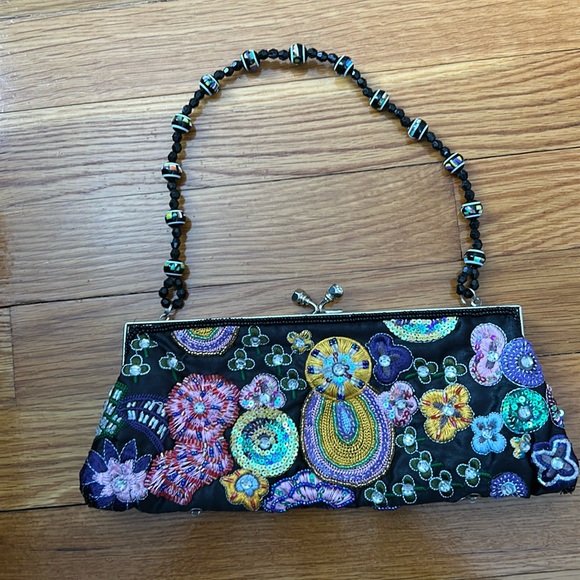 Handbags - Beaded & Sequin Clutch